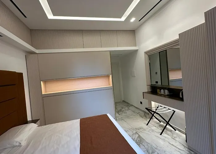 Maison Tritone