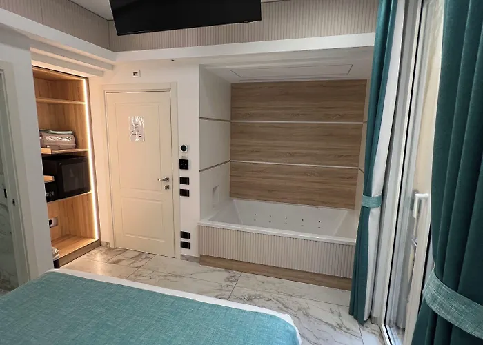Maison Tritone 4* Roma